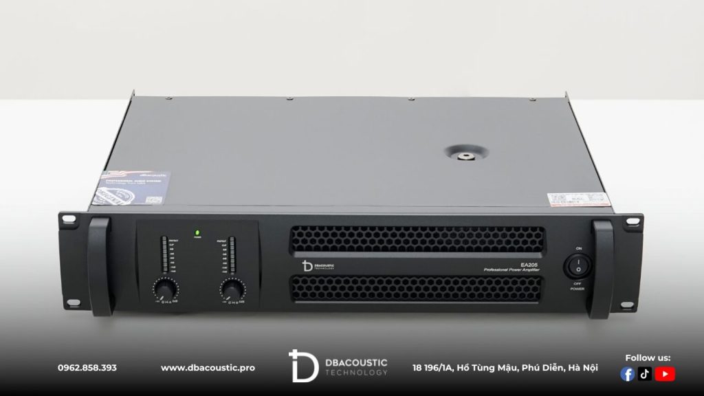 Cục đẩy công suất DBAcoustic EA205 có ngoại hình đơn giản, form dáng đẹp