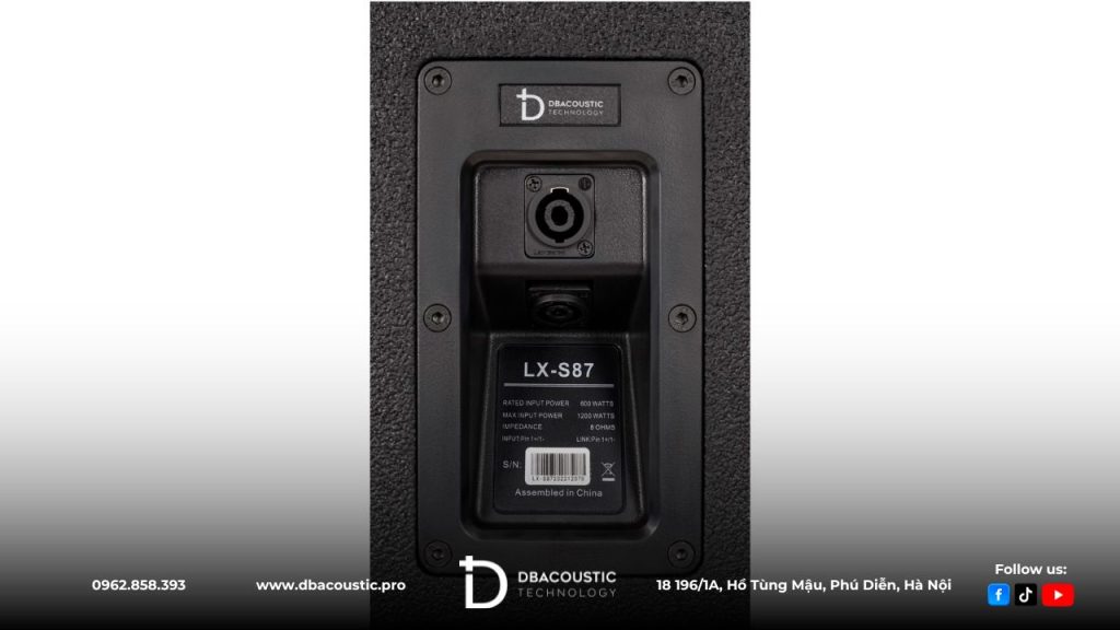 LX-S87 trang bị cổng cắm neutrik hiện đại